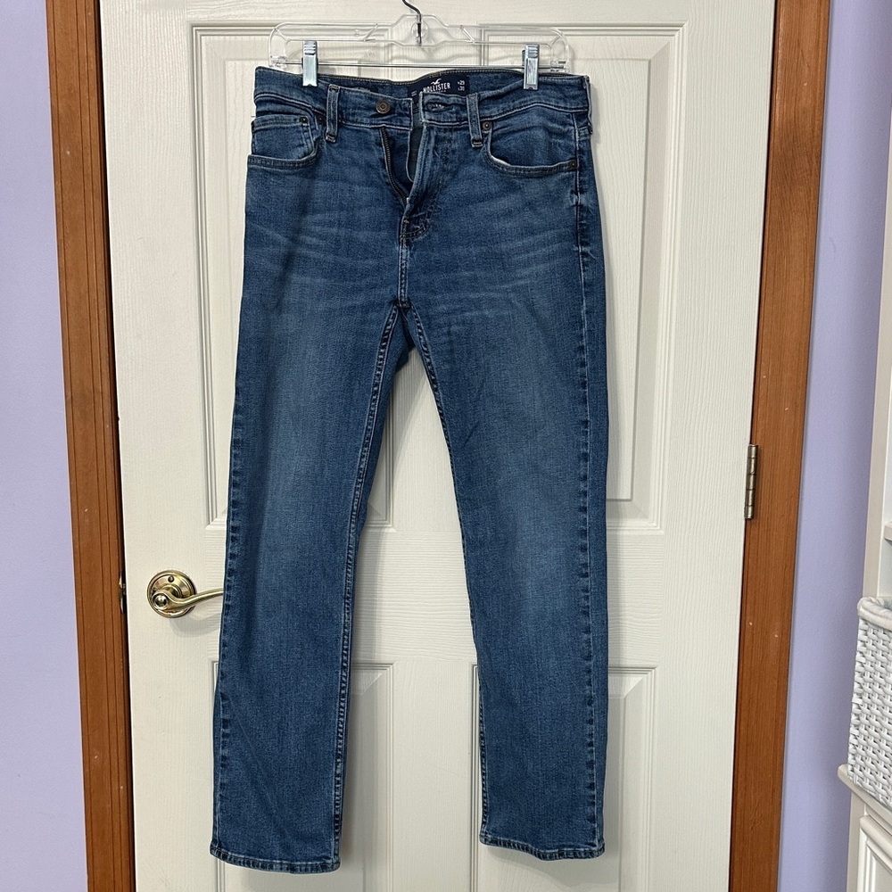 Hollister Classic Straight Men's/ Teen’s Blue Jeans W29 X L30